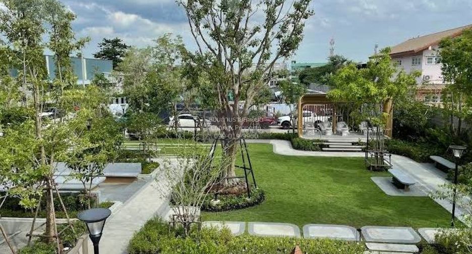 For rent 4 ベッドルーム townhouse in Bang Kapi, Bangkok