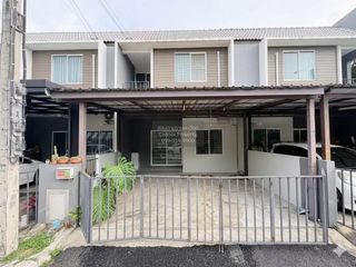 À louer 3 chambres maison de ville à Bang Kruai, Nonthaburi
