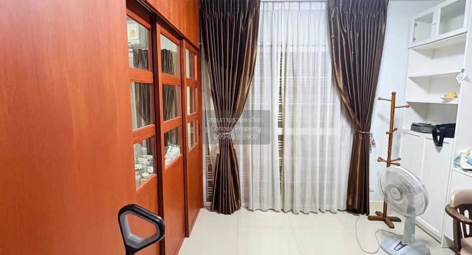 À louer 3 chambres maison de ville à Bang Kruai, Nonthaburi