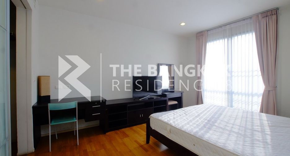 Condo en venta de 2 habitaciones en Huai Khwang, Bangkok