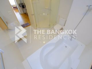 Condo en venta de 2 habitaciones en Huai Khwang, Bangkok
