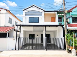 出售 4 卧室 联排别墅 在 Mueang Nonthaburi, Nonthaburi