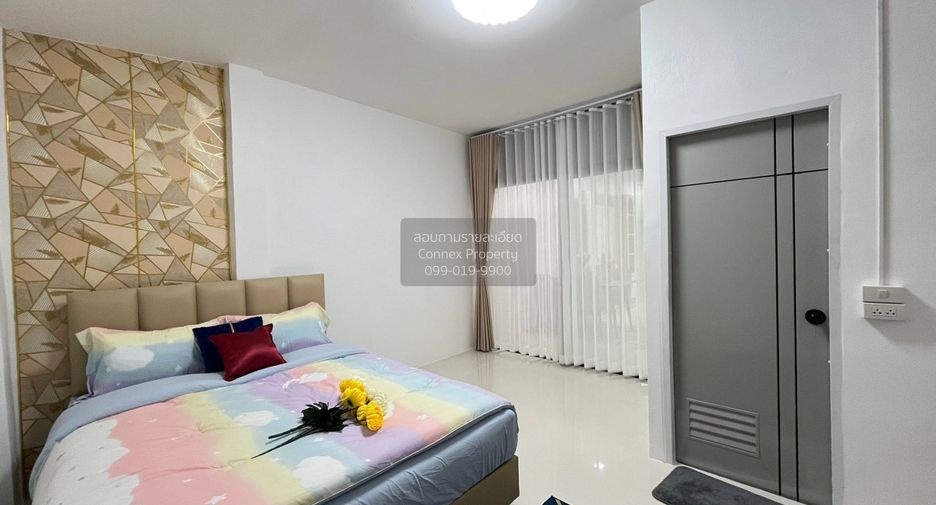 For sale 3 ベッドルーム townhouse in Bang Lamung, Chonburi