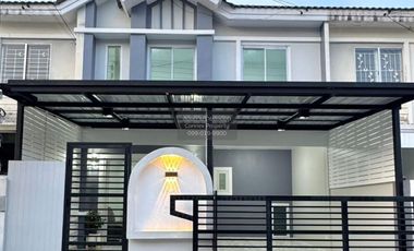 出售 3 卧室 联排别墅 在 Bang Yai, Nonthaburi