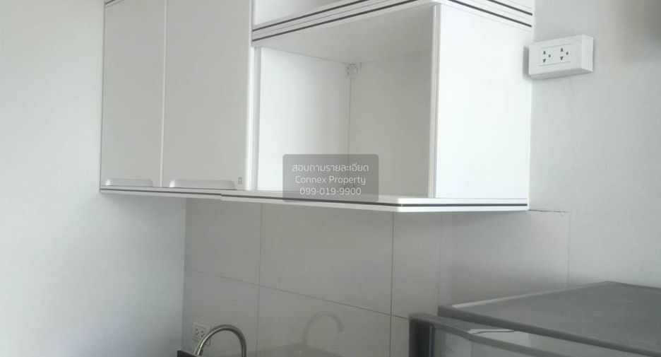 À vendre 1 chambre condo à Huai Khwang, Bangkok