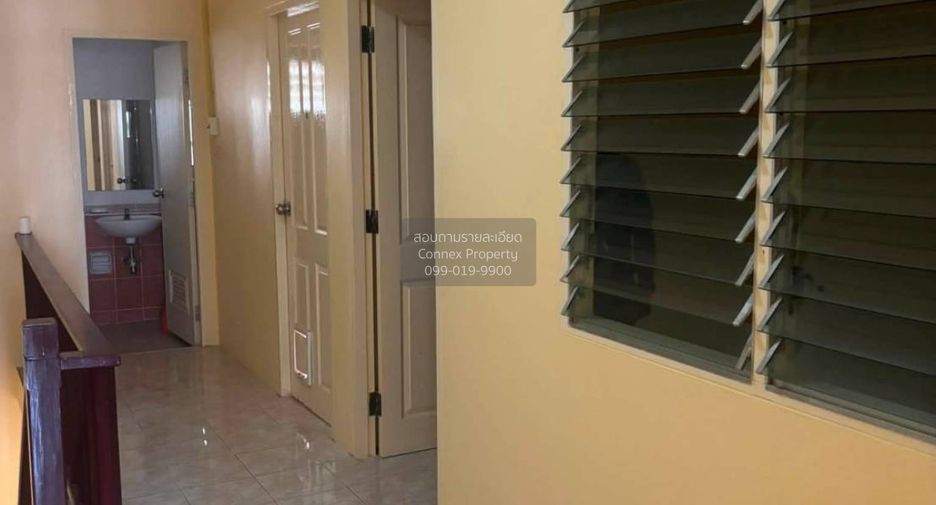À vendre 3 chambres maison de ville à Mueang Samut Sakhon, Samut Sakhon