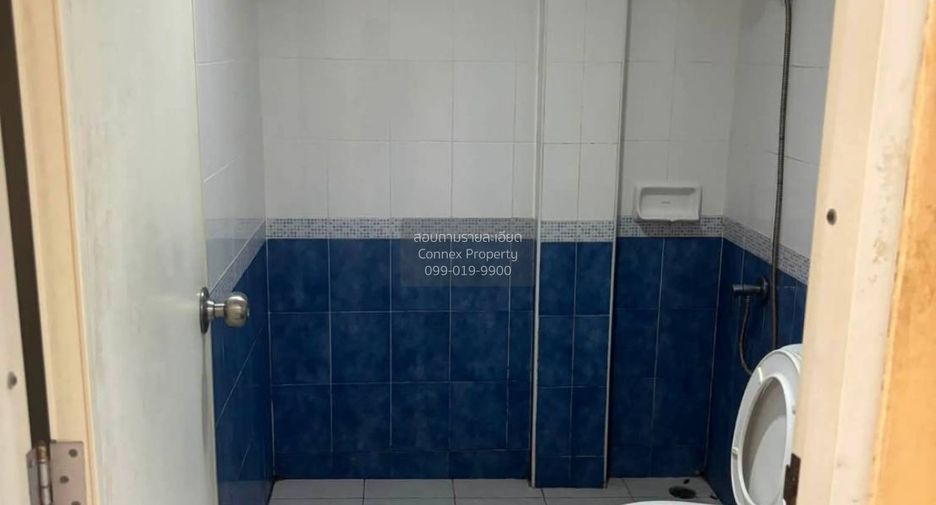 À vendre 3 chambres maison de ville à Mueang Samut Sakhon, Samut Sakhon