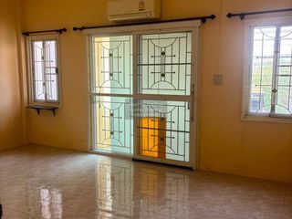 À vendre 3 chambres maison de ville à Mueang Samut Sakhon, Samut Sakhon
