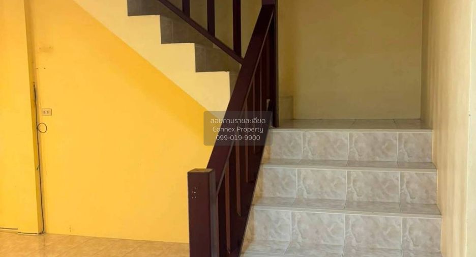 À vendre 3 chambres maison de ville à Mueang Samut Sakhon, Samut Sakhon