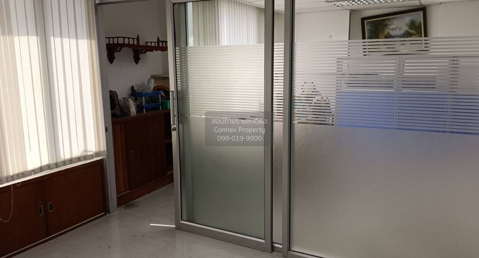 Büro zum Kauf mit 1 Zimmer in Huai Khwang, Bangkok