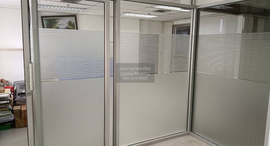 Büro zum Kauf mit 1 Zimmer in Huai Khwang, Bangkok