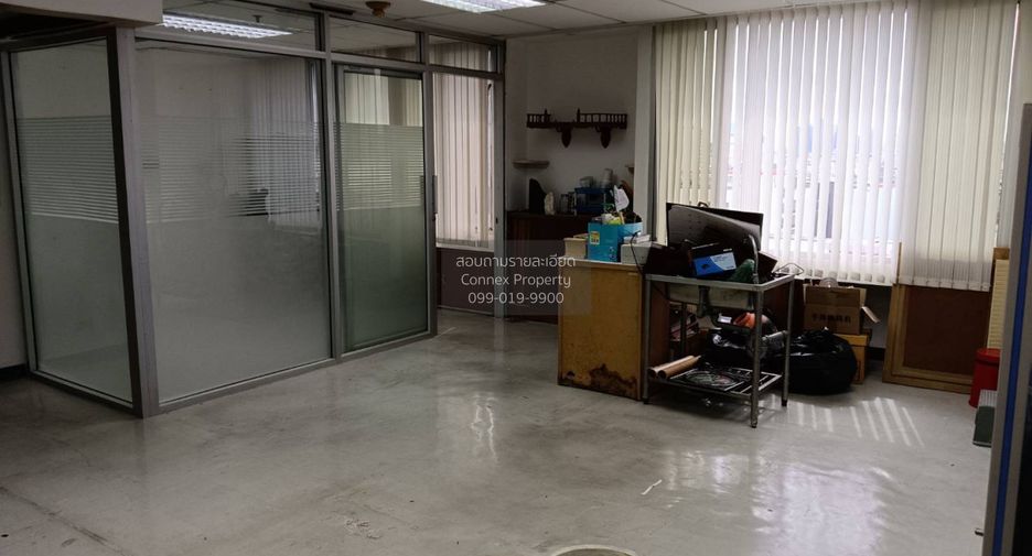 Büro zum Kauf mit 1 Zimmer in Huai Khwang, Bangkok