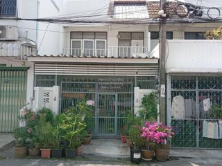 For sale 2 bedrooms townhouse in Phra Pradaeng, Samut Prakan
