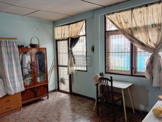 For sale 2 bedrooms townhouse in Phra Pradaeng, Samut Prakan