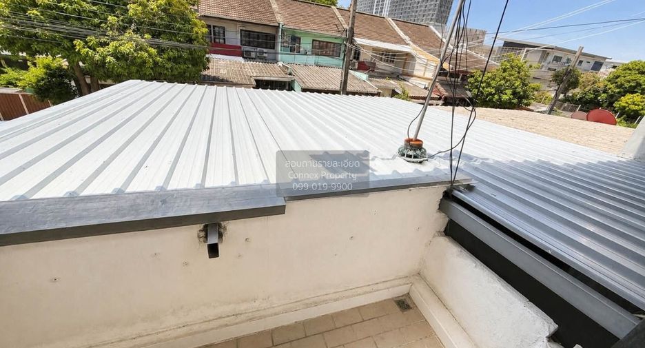 Reihenhaus zum Kauf mit 3 Zimmer in Saphan Sung, Bangkok