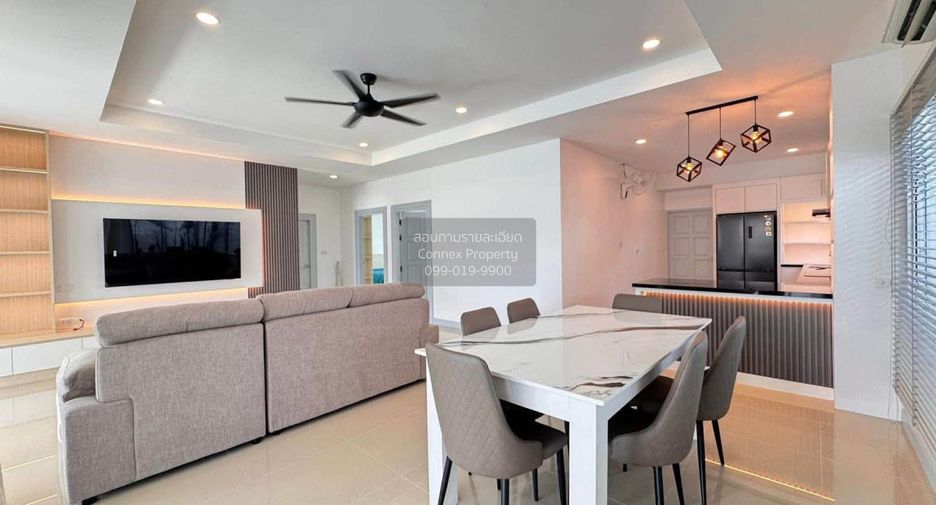 For sale 4 bedrooms house in Huay Yai, Pattaya