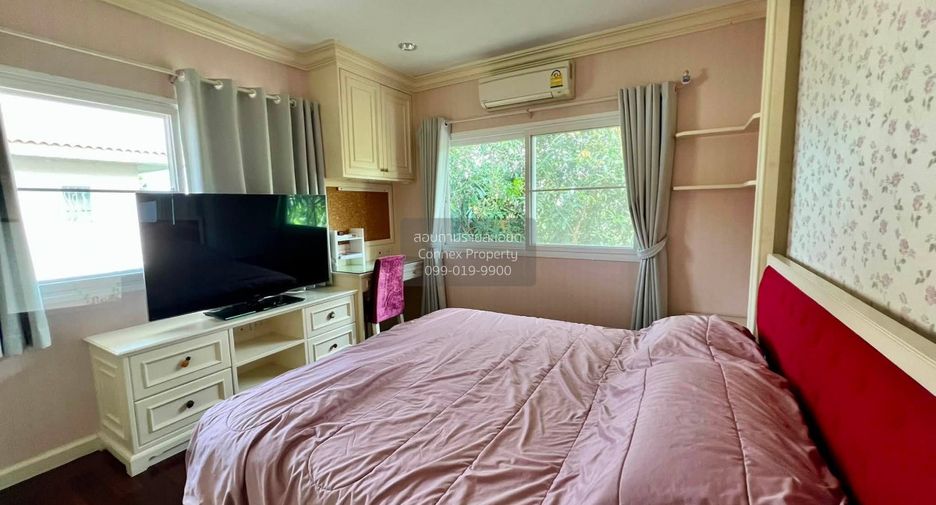 Haus zum Kauf mit 3 Zimmer in Taling Chan, Bangkok