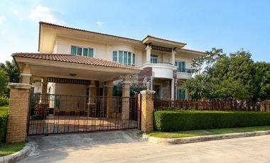 Haus zum Kauf mit 3 Zimmer in Taling Chan, Bangkok
