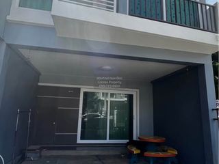 出售 3 卧室 联排别墅 在 Phuket Town, 普吉