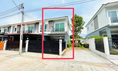 出售 3 卧室 联排别墅 在 Phuket Town, 普吉