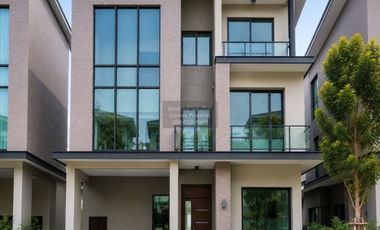 For sale 4 bedrooms house in Bang Sue, Bangkok