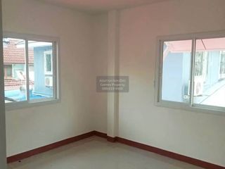 For sale 4 bedrooms townhouse in Thanyaburi, Pathum Thani