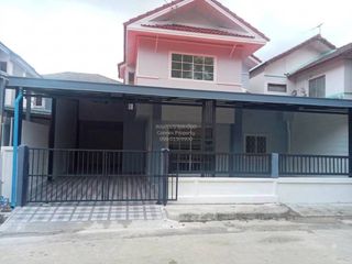 For sale 4 bedrooms townhouse in Thanyaburi, Pathum Thani