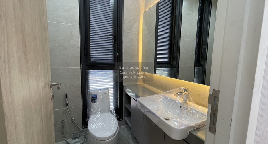 Casa en venta de 3 habitaciones en Watthana, Bangkok
