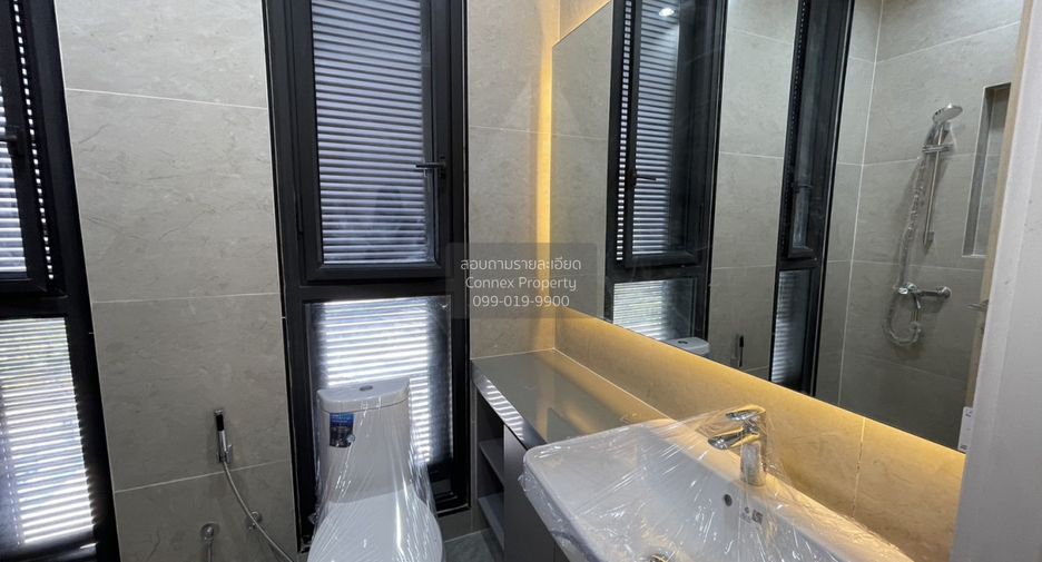 Casa en venta de 3 habitaciones en Watthana, Bangkok