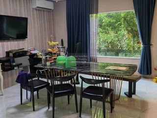 Haus zum Kauf mit 4 Zimmer in Bang Khun Thian, Bangkok