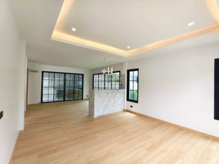 Casa en venta de 4 habitaciones en Thalang, Phuket