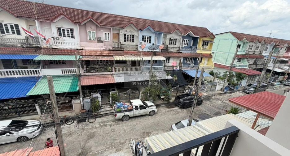 Reihenhaus zum Kauf mit 3 Zimmer in Chom Thong, Bangkok
