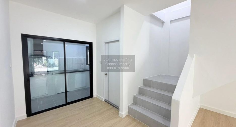 Reihenhaus zum Kauf mit 3 Zimmer in Chom Thong, Bangkok
