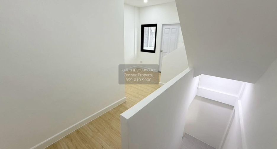 Reihenhaus zum Kauf mit 3 Zimmer in Chom Thong, Bangkok