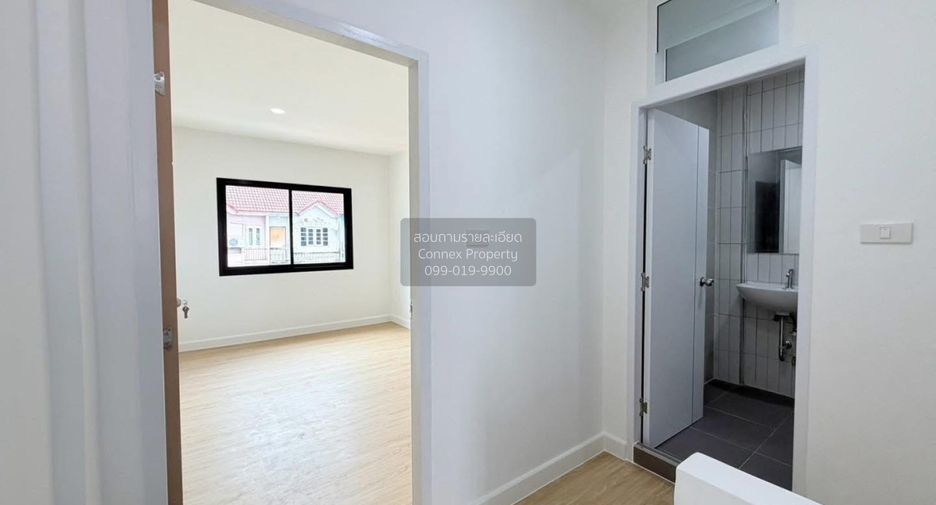 Reihenhaus zum Kauf mit 3 Zimmer in Chom Thong, Bangkok