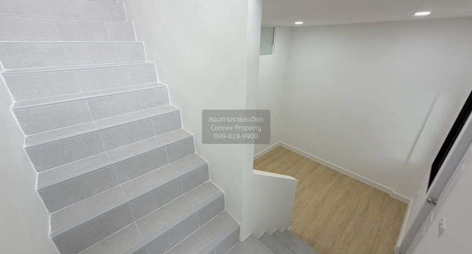 Reihenhaus zum Kauf mit 3 Zimmer in Chom Thong, Bangkok