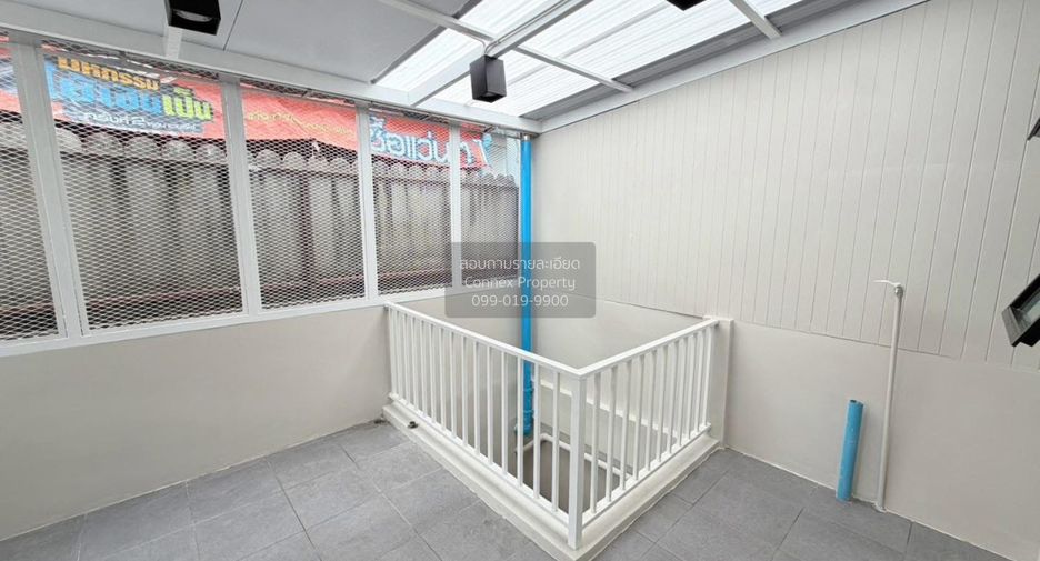 Reihenhaus zum Kauf mit 3 Zimmer in Chom Thong, Bangkok