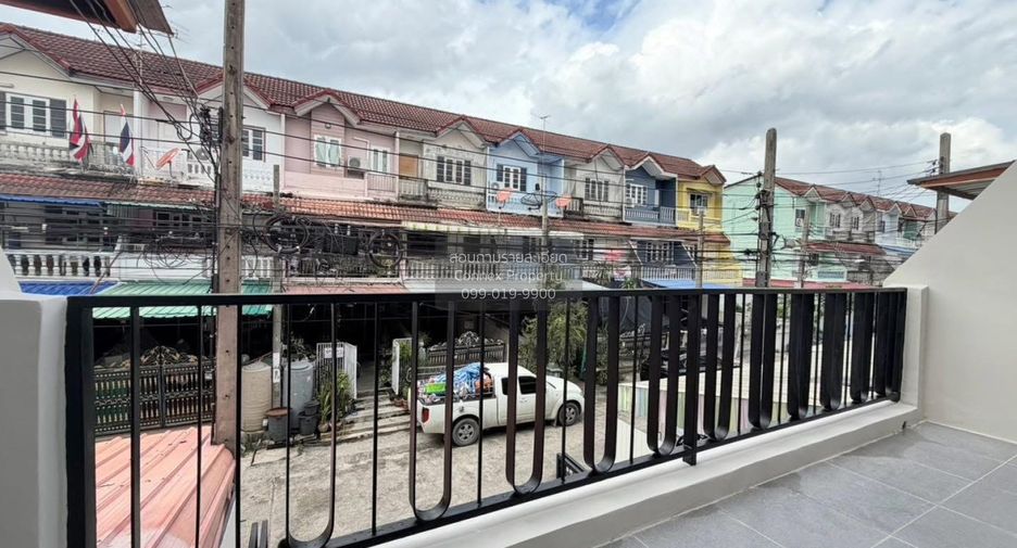 Reihenhaus zum Kauf mit 3 Zimmer in Chom Thong, Bangkok