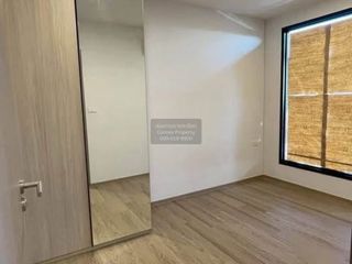 Condo en venta de 2 habitaciones en Bangkok Noi, Bangkok