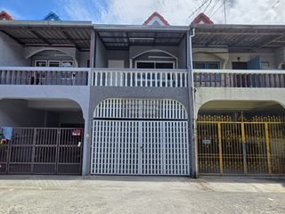 出售 3 卧室 联排别墅 在 Mueang Nonthaburi, Nonthaburi