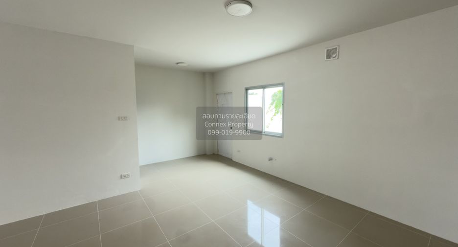 For sale 4 bedrooms townhouse in Sai Noi, Nonthaburi