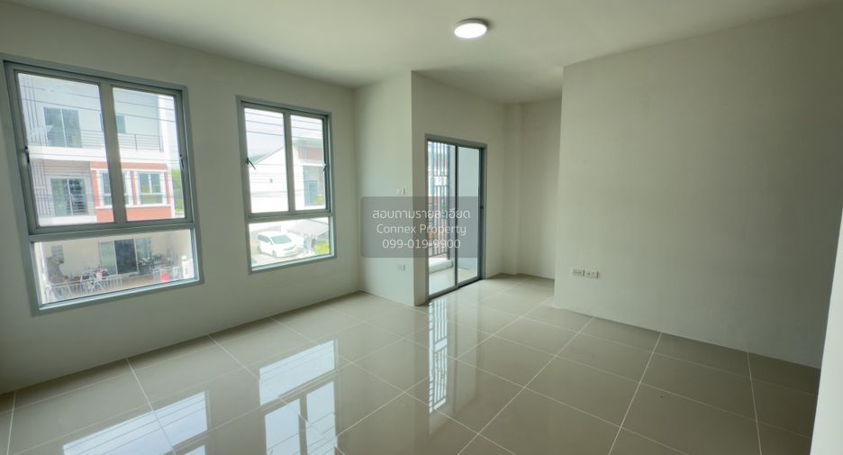 For sale 4 bedrooms townhouse in Sai Noi, Nonthaburi