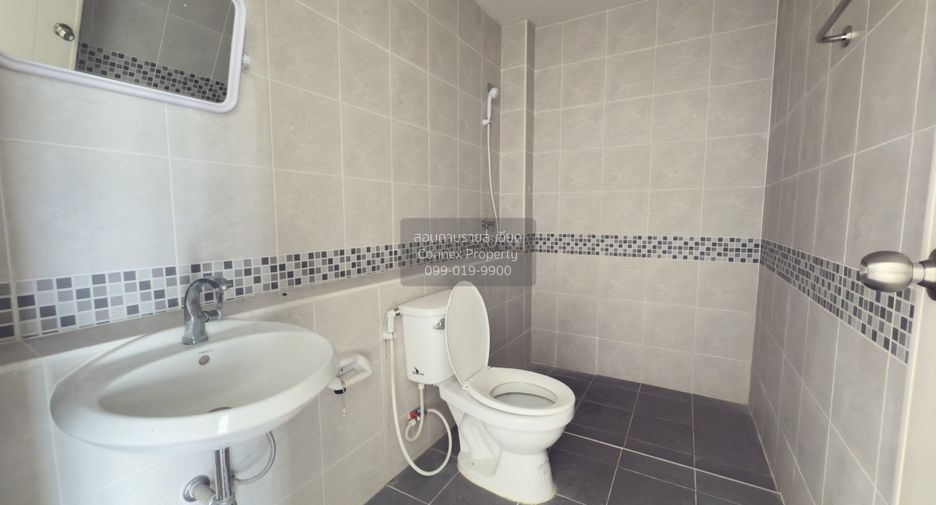 For sale 4 bedrooms townhouse in Sai Noi, Nonthaburi