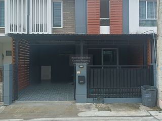 À vendre 3 chambres maison de ville à Sam Phran, Nakhon Pathom