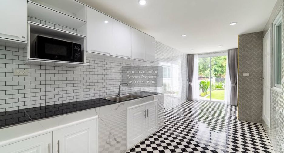 Casa en venta de 3 habitaciones en Bang Lamung, Chonburi