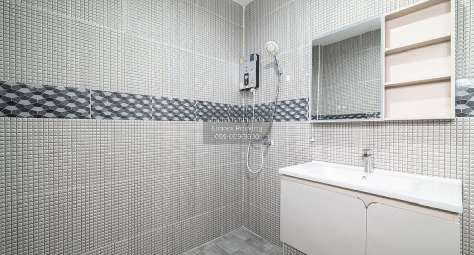 Casa en venta de 3 habitaciones en Bang Lamung, Chonburi