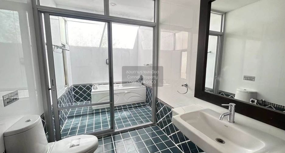 À vendre 4 chambres maison à Jomtien, Pattaya