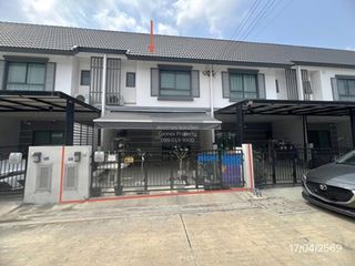 Reihenhaus zum Kauf mit 3 Zimmer in Bang Yai, Nonthaburi