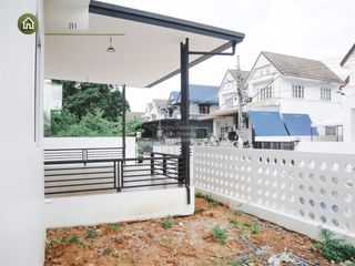Haus zum Kauf mit 4 Zimmer in Bang Khun Thian, Bangkok