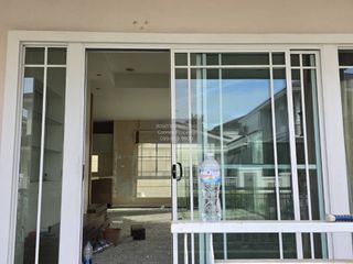 出售 3 卧室 独立屋 在 Phasi Charoen, 曼谷